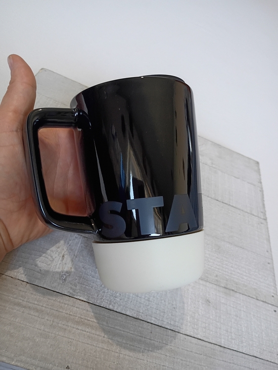 Starbucks Other - Starbucks 2025 NEW Black & White Ceramic Travel Desktop Mug with Lid 14 oz